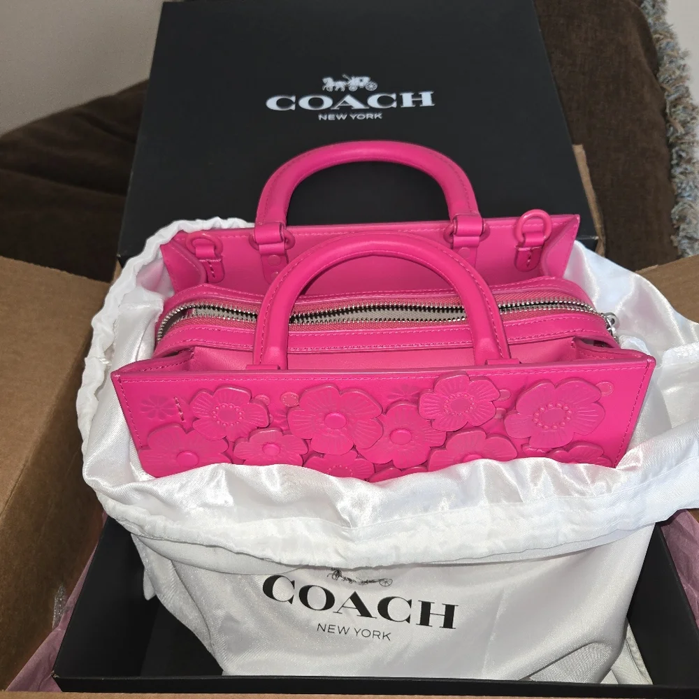 Coach Rogue 25 Dragonfruit with Tea Rose in Silver Rare NWOT Never Used - Picture 7 of 16